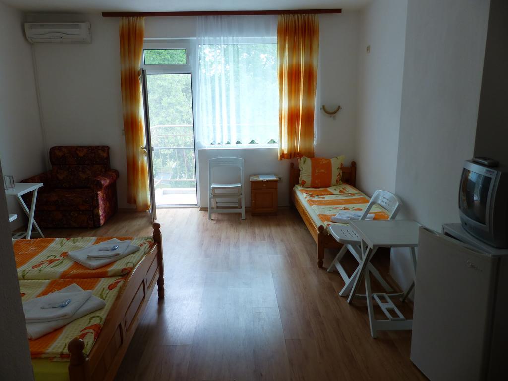 Sunhouse Rooms Царёво Экстерьер фото